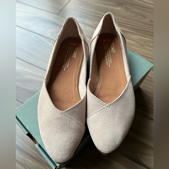 TOMS Jutti Suede Flat - Picture 2 of 9